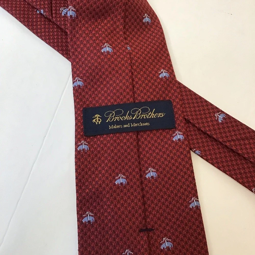 Brooks Brothers Men's Red and Blue Patterned Tie